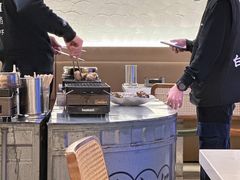 -白仁仔· 活烤海鲜 宵夜(豫园店)