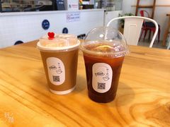 拿铁咖啡-红小姐咖啡馆(西津渡店)
