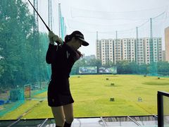 -仙霞高尔夫练习场-停车场