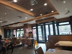 靠窗位-肯德基(国展店)