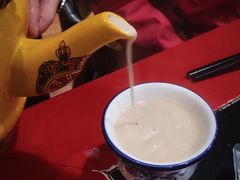 -牛得很·鲜牦牛肉烧烤·牛羊肉菌汤锅(康定店)