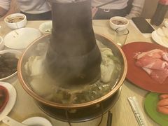 羊肉片-洞庭洲·防空洞火锅·烧烤·铜锅涮肉(新百广场店)