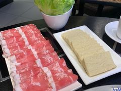 -重庆小天鹅火锅(中商广场店)