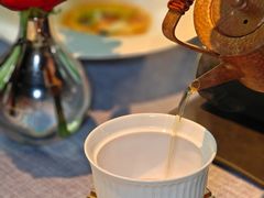 -弦月窗LUNETTE BY AMANDA(复兴路店)