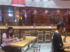 -魔都三兄弟酸辣粉·蘸卤炸串(虹桥万科店)