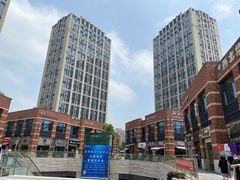 -宝龙城(杭州滨江店)