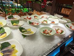 -腾阁自助餐厅(朝林广场店)