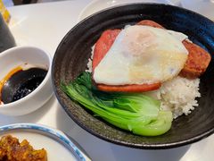 午餐肉煎蛋饭-新旺茶餐厅·早餐·夜宵(仙霞店)