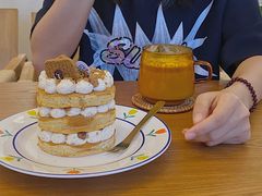 热拿铁-白熊咖啡(闽江大道店)