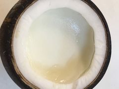 -志龙皇冠吃货椰子铺