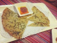 -香巴拉云南餐厅(华莱坞店)