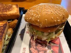 -The Habit Burger Grill 哈比特汉堡(复兴soho店)