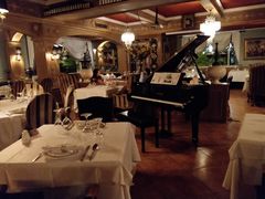 -火车头法国西餐厅