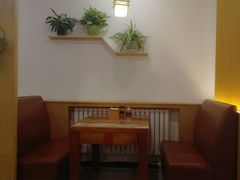 卡座-小牛锅贴(西环路店)