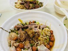 -阿阳牛腩腌面店