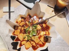-穹六人间 people 6(岳阳路店)