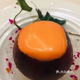 门口泊车车钥匙给他们就行了