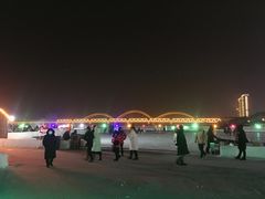 -人民防洪胜利纪念塔