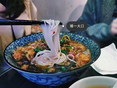 -粉家柳州螺蛳粉(杨宅路店)