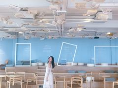 -猫的天空之城概念书店(北戴河蔚蓝海岸店)