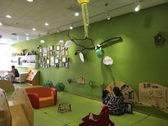 -乐融婴幼儿成长中心(四季青校区)