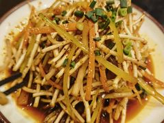 -川流不息·地道川菜·小龙虾(新松江路店)