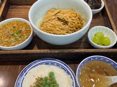 -蟹上黄·蟹黄面·江南糖水(人民广场店)