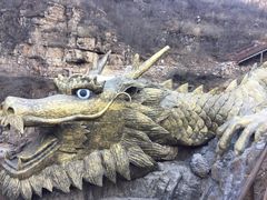 -大平台龙居瀑布旅游区