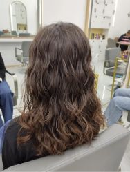 -MOVAN  HAIR莫凡匠人发型屋