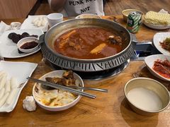 -喇喇排骨火锅·传统韩式脊骨汤(望京西园总店)