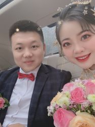 -艾米丽婚纱礼服