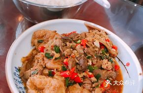 Fried Tofu with Pork Trotter