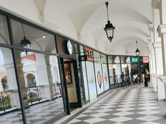 -佛罗伦萨小镇广佛名品奥特莱斯(疏港路店)