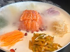 黑松露捞起三文鱼-小炳胜(卓悦中心店)