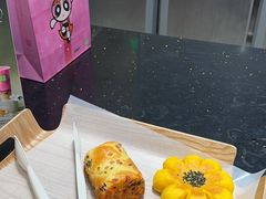 -奈雪的茶(亨特国际广场店)