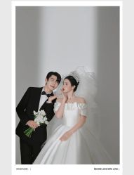 -玫瑰星座婚纱摄影轻奢定制(双井店)