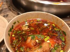 -肖肖酸萝卜鱼火锅(总店)