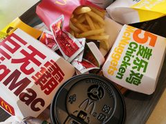 -麦当劳(展览路店)