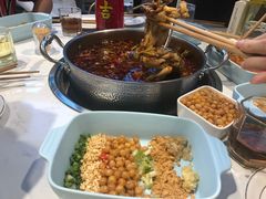 -蛙两只美蛙鱼头火锅(恒茂店)