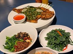 -一坐一忘云南菜(嘉里中心店)