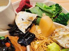 -素满香·全民食养自助(长宁龙之梦店)