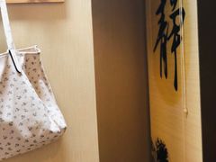 -耳语轻风专业采耳馆(古北花世界商业广场店)