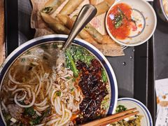 -云阿蛮云南生烫牛肉米线(奉贤路店)