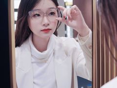 -LensCrafters亮视点(东方新天地店)