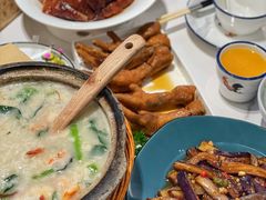 -粤港湾砂锅粥·宵夜(宝龙店)