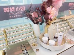 -花系美·美甲美睫精品店