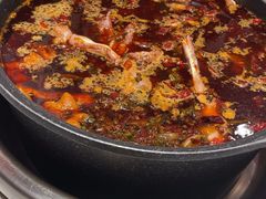 -佬缸炮江湖川菜(玉林店)