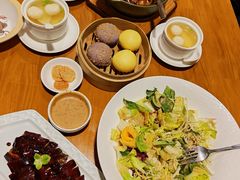 -乐忻皇朝(上海中心大厦店)