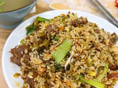 -钢阳酸菜红烧牛肉面(季乐路店)