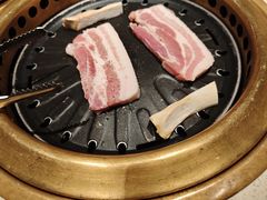 -Ant 蚂蚁洞烤肉·大营地(上海静安大悦城店)